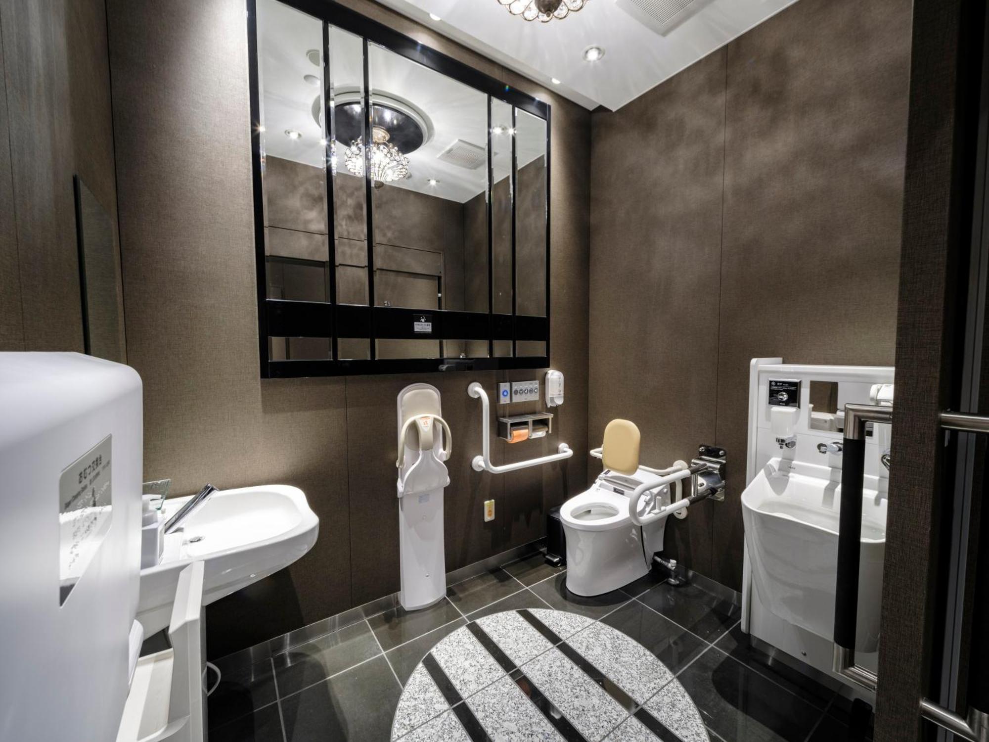 Apa Hotel Akihabarasuehirocho Ekimae -Electric Town- Tokyo Dış mekan fotoğraf